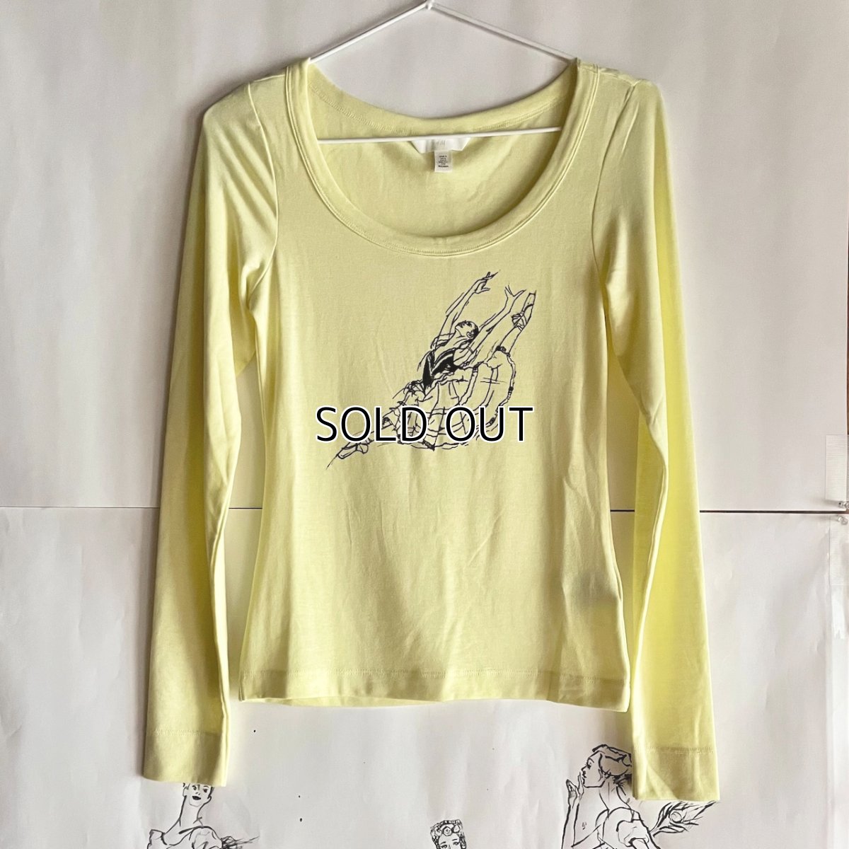 画像1: 【entrechat】  〈 KITRI 〉スクープネックトップス (1)
