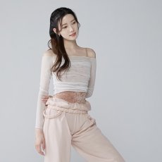 画像4: 【BYPLIE】 メッシュギャザーオフショルダートップ (4)