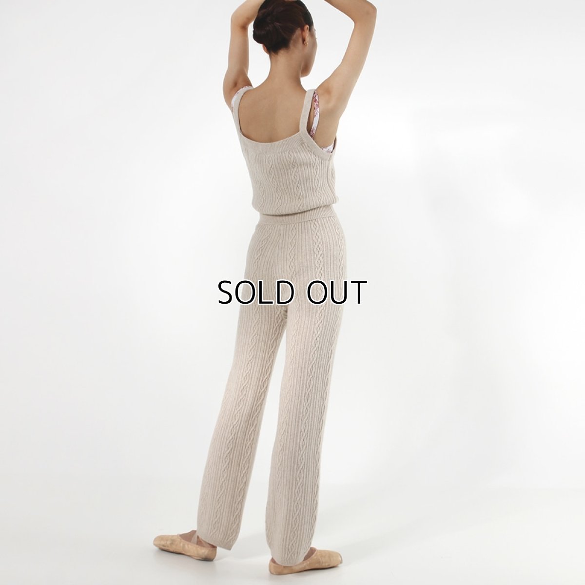 画像1: 【LEVDANCE】  Jeanne Cable Knitted Jumpsuit  (1)