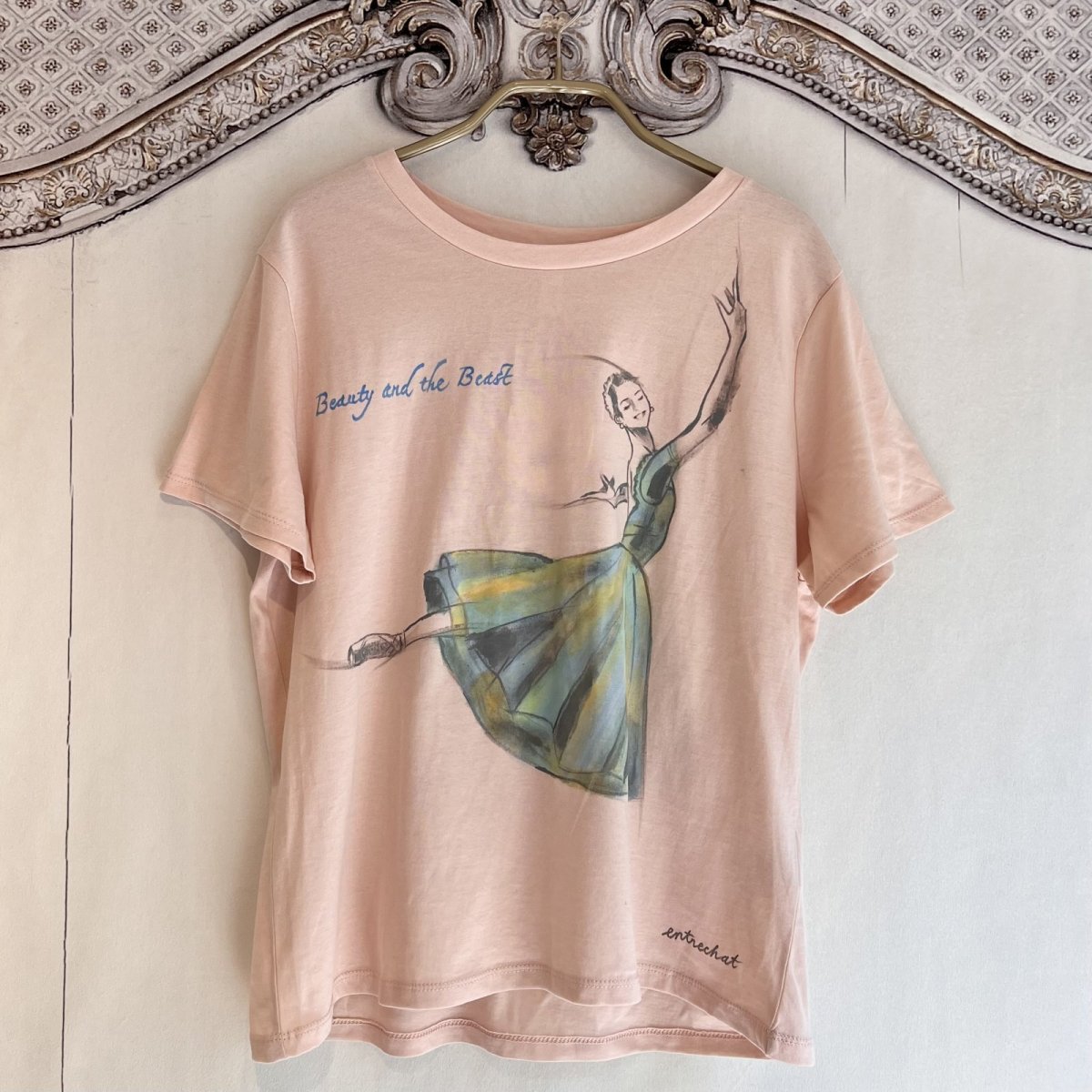 画像1: 【entrechat】  デザイナー 根井様 直筆〈美女と野獣〉オーガニックコットンTシャツ (1)