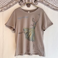 画像1: 【entrechat】  デザイナー 根井様 直筆〈美女と野獣〉オーガニックコットンTシャツ ゴールドラメ (1)