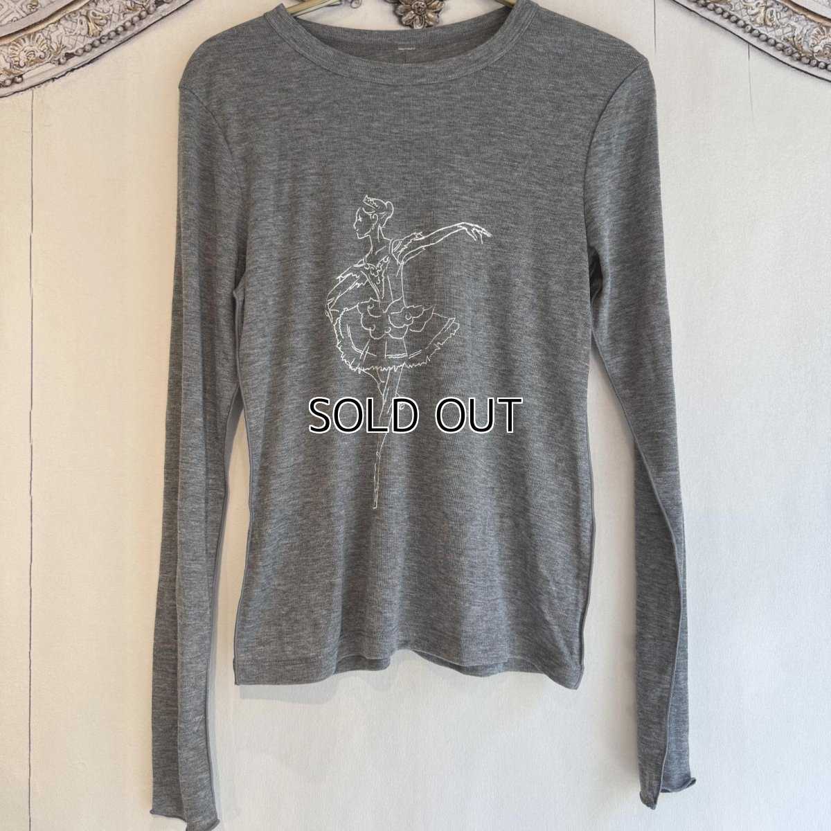 画像2: 【entrechat】  〈 ballerina 〉長袖ソフトシアークルーネックＴシャツ (2)