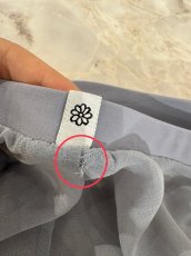 画像3:  B品【DellaLo'MILANO 】 Sogno Skirt(定価14,000円)サイドの縫い外れ (3)