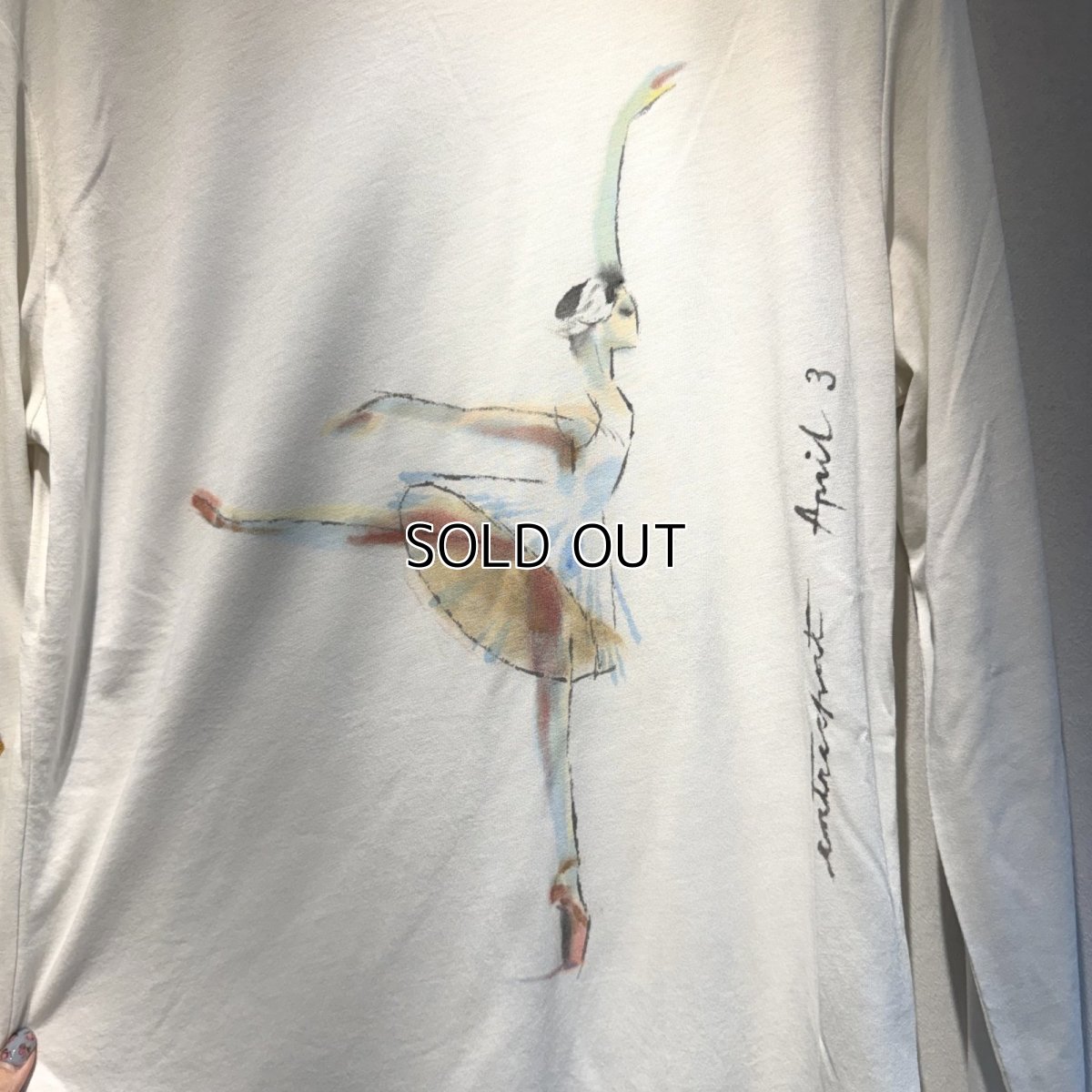画像2: 【entrechat】デザイナー直筆 Odette Swan Ballerina 長袖クルーネックＴシャツ (2)