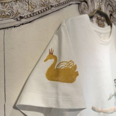画像5: 【entrechat】デザイナー直筆 Odette Swan Ballerina 半袖Tシャツ (5)