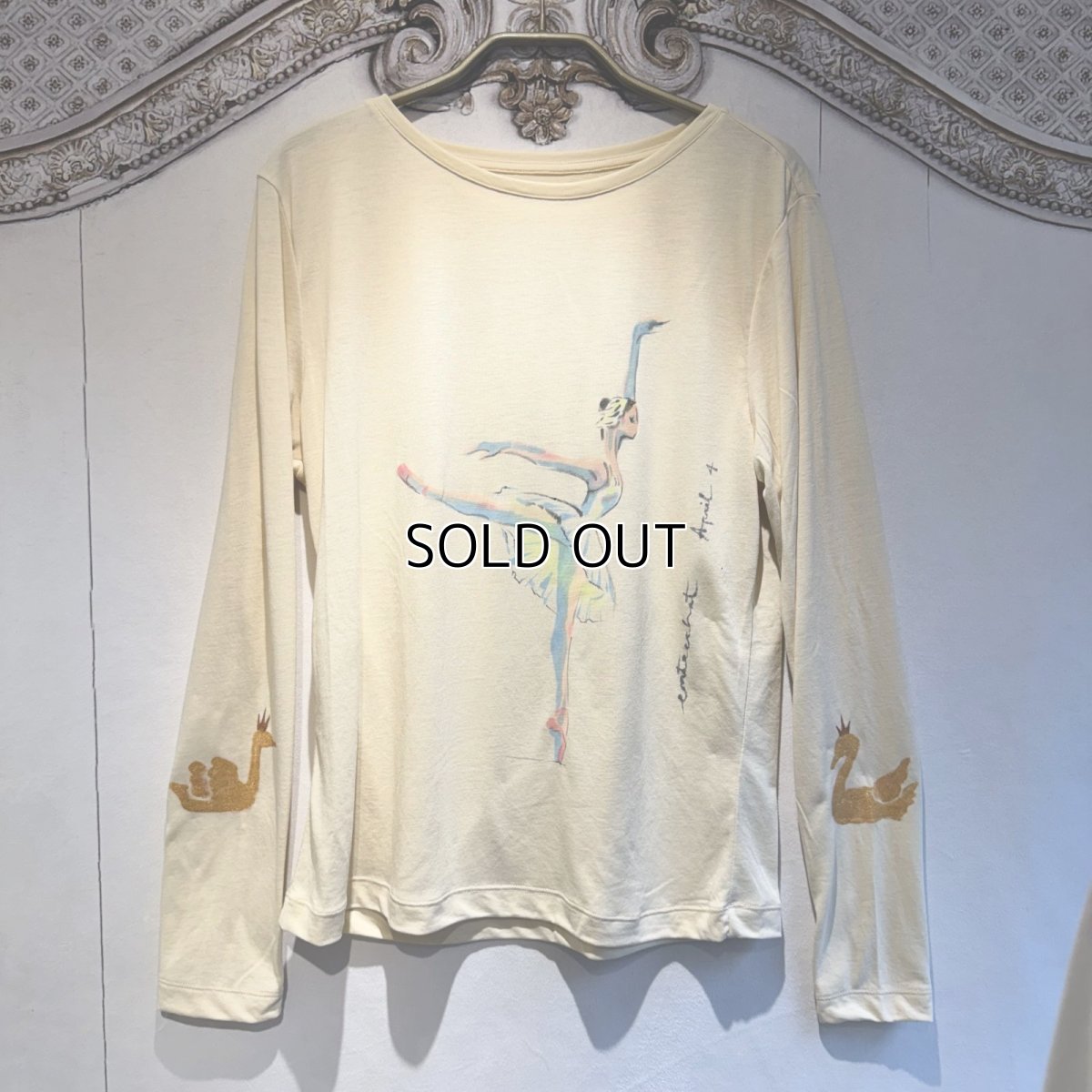 画像4: 【entrechat】デザイナー直筆 Odette Swan Ballerina 長袖クルーネックＴシャツ (4)
